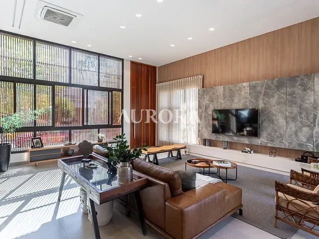 Sobrado com 593m² 4 quartos e 4 banheiros, à venda, no bairro Royal Park Residence & Resort em Londrina