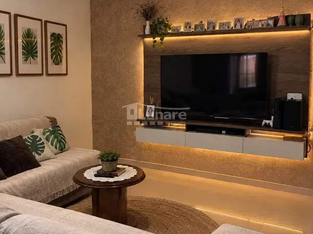 Sobrado com 400m² 5 quartos e 3 banheiros, à venda, no bairro Jardim Rubi em Mogi das Cruzes