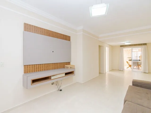 Sobrado com 121m² 4 quartos e 2 banheiros, à venda, no bairro Bairro Alto em Curitiba
