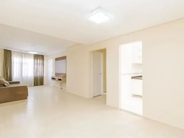 Sobrado com 121m² 4 quartos e 2 banheiros, à venda, no bairro Bairro Alto em Curitiba