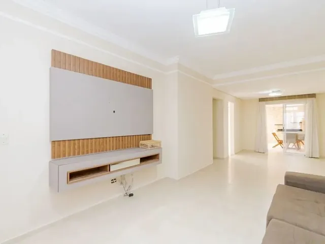 Sobrado com 121m² 4 quartos e 2 banheiros, à venda, no bairro Bairro Alto em Curitiba