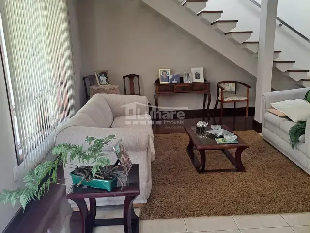 Sobrado com 317m² 3 quartos e 4 banheiros, à venda, no bairro Vila Oliveira em Mogi das Cruzes