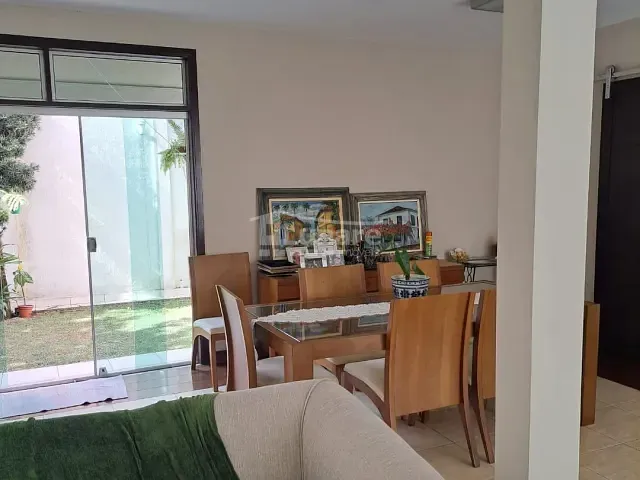 Sobrado com 317m² 3 quartos e 4 banheiros, à venda, no bairro Vila Oliveira em Mogi das Cruzes