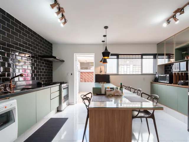 Foto do Sobrado - Sobrado para venda em Planalto Paulista com 3 quartos, sendo 3 suítes, 175m² | Lares e Andares Imóveis