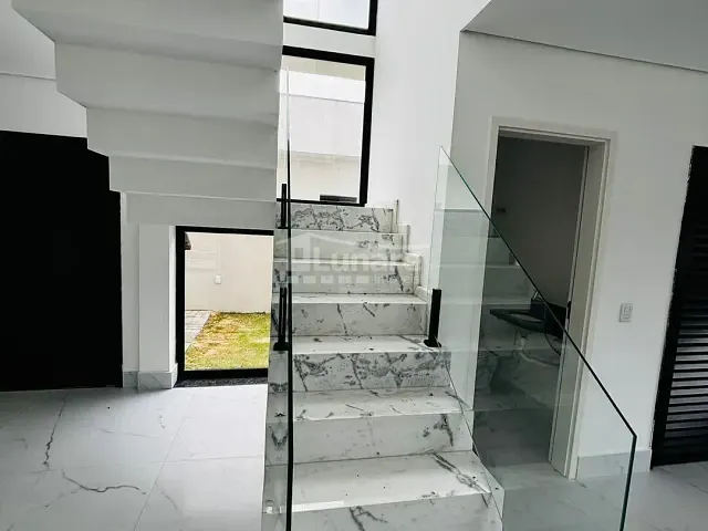 Sobrado com 413m² 3 quartos e 2 banheiros, à venda, no bairro itapema em Guararema