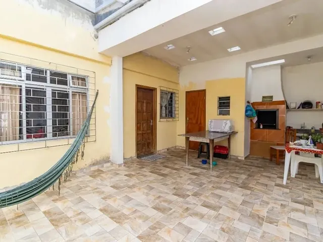 Sobrado com 160m² 5 quartos e 3 banheiros, à venda, no bairro Umbará em Curitiba
