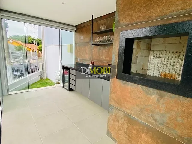 Sobrado com 211m² 3 quartos e 1 banheiro, à venda, no bairro Parque da Matriz em Cachoeirinha