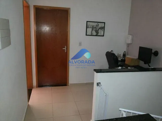 Sobrado com 150m² 3 quartos e 2 banheiros, à venda, no bairro Residencial de Ville em São José dos Campos