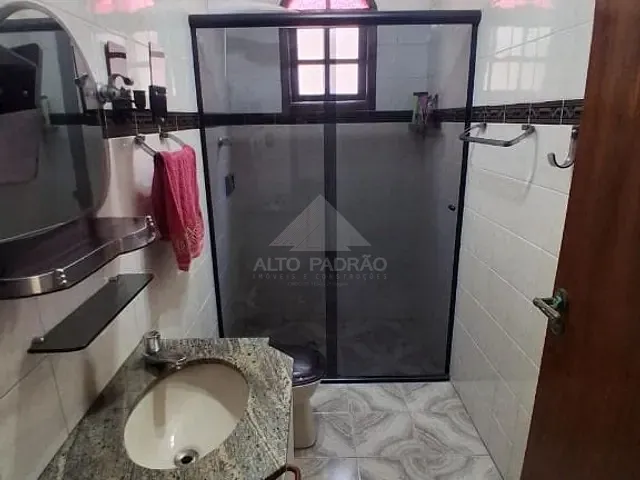 Sobrado com 125m² 4 quartos e 3 banheiros, à venda, no bairro Jardim Itapark em Mauá
