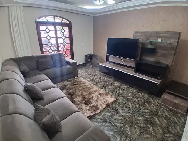 Sobrado com 125m² 4 quartos e 3 banheiros, à venda, no bairro Jardim Itapark em Mauá