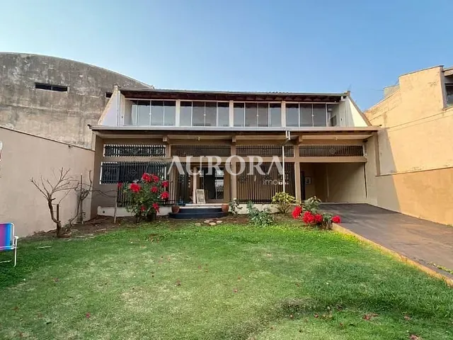 Sobrado com 432m² 3 quartos e 3 banheiros, à venda, no bairro Jardim dos Alpes I em Londrina