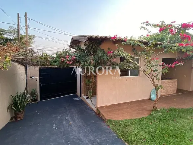 Sobrado com 432m² 3 quartos e 3 banheiros, à venda, no bairro Jardim dos Alpes I em Londrina