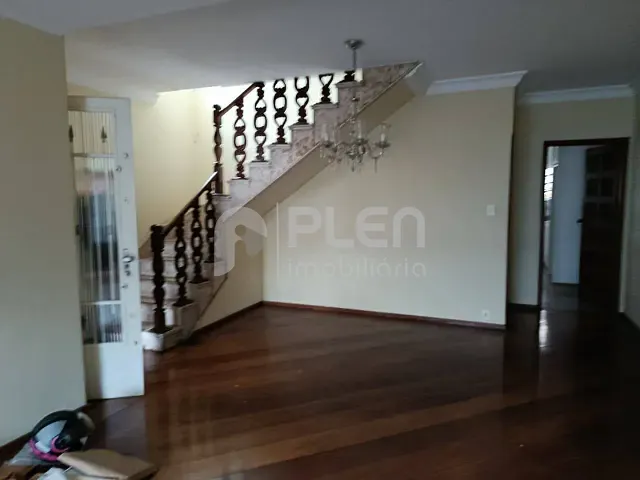 Sobrado 4 quartos e 4 banheiros, à venda, no bairro Jardim do Colégio (Zona Norte) em São Paulo