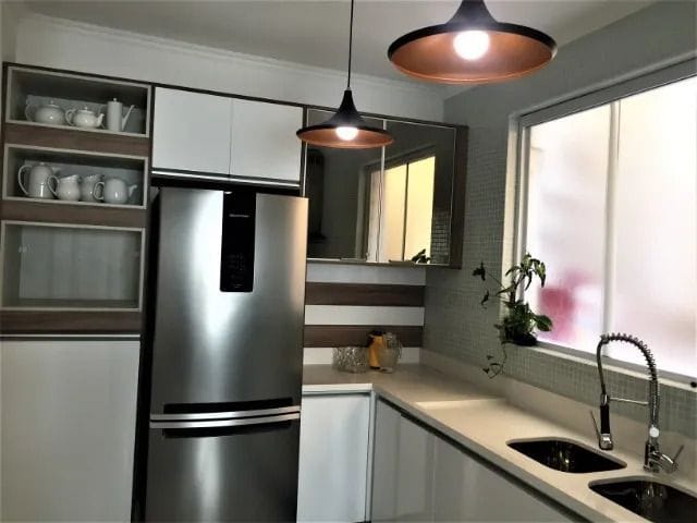 Sobrado com 250m² 3 quartos e 2 banheiros, à venda, no bairro Jardim São Vicente em Cotia