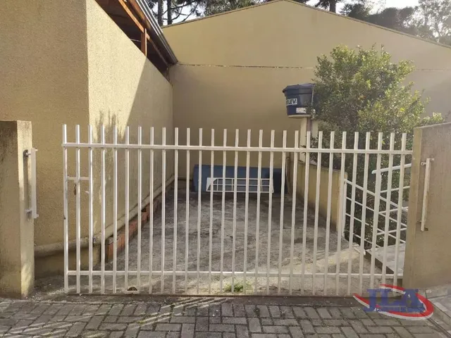 Sobrado 4 quartos e 3 banheiros, à venda, no bairro Gralha Azul em Fazenda Rio Grande