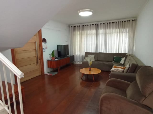 Sobrado com 380m² 3 quartos e 5 banheiros, à venda, no bairro Vila Mariana em São Paulo