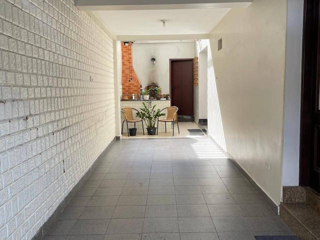 Sobrado com 180m² 4 quartos e 2 banheiros, à venda, no bairro Cambuci em São Paulo