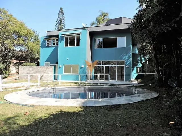 Sobrado com 2915m² 6 quartos e 8 banheiros, à venda ou para alugar, no bairro Granja Viana em Carapicuíba