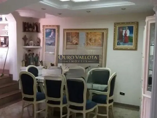 Sobrado com 177m² 3 quartos e 6 banheiros, à venda, no bairro Vila Cláudia em São Paulo