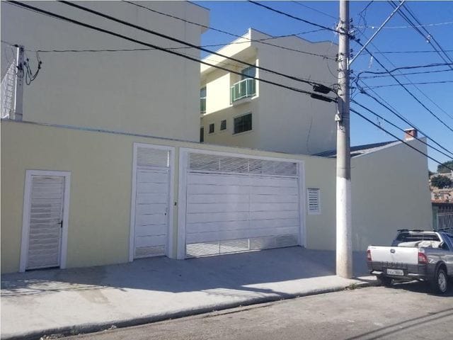Sobrado 2 quartos e 2 banheiros, à venda, no bairro Vila Paranaguá em São Paulo