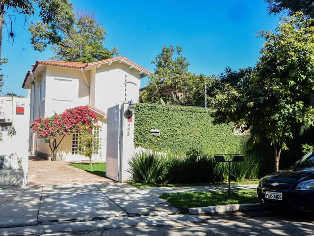 Sobrado com 600m² 4 quartos e 4 banheiros, para alugar, no bairro Jardim Europa em Penápolis