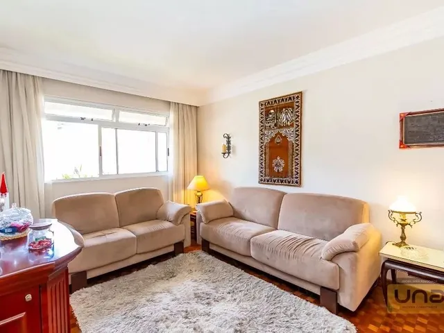 Sobrado com 204m² 4 quartos e 2 banheiros, à venda, no bairro Santa Felicidade em Curitiba