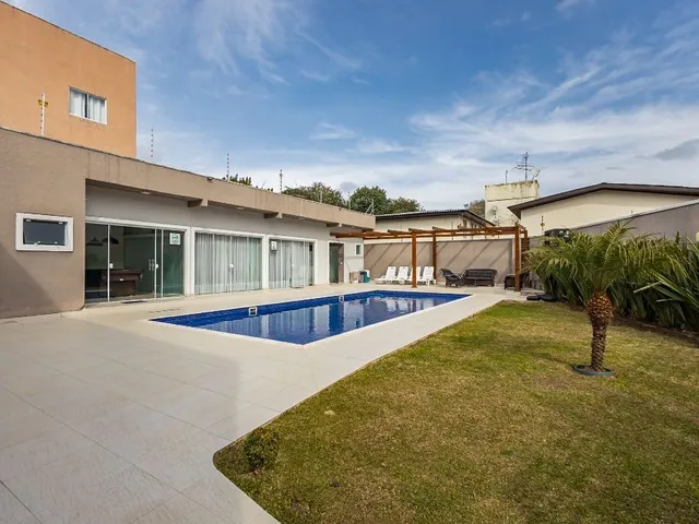 Casa com 184m² 3 quartos e 3 banheiros, à venda, no bairro Campo Comprido em Curitiba