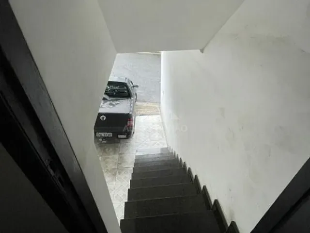 Sobrado com 100m² 2 quartos e 2 banheiros, à venda, no bairro Vila Assis Brasil em Mauá