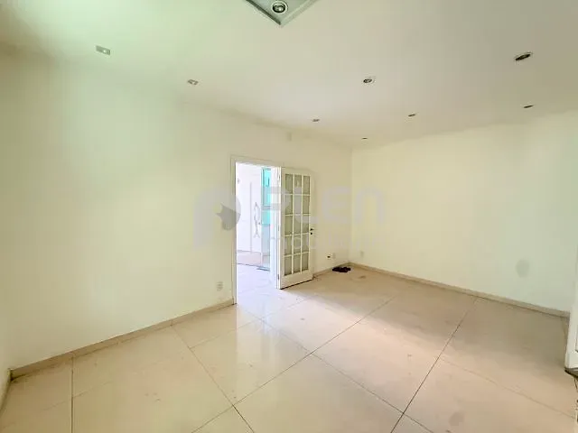 Sobrado com 250m² 5 quartos e 6 banheiros, à venda, no bairro Jardim São Paulo(Zona Norte) em São Paulo