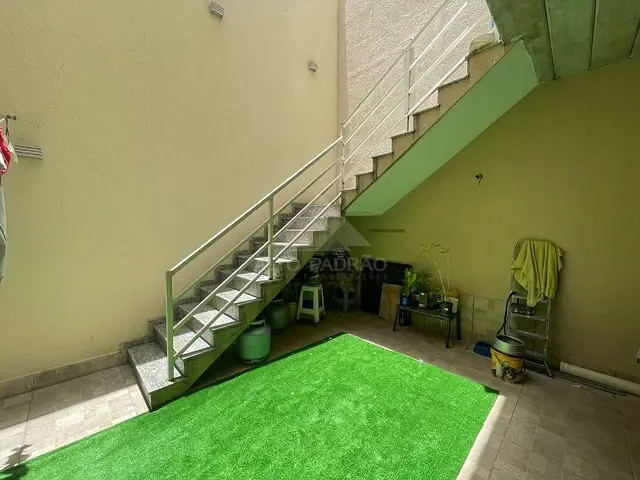 Sobrado com 120m² 3 quartos e 1 banheiro, à venda, no bairro Vila Emílio em Mauá