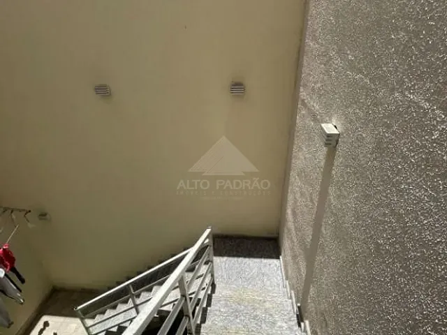 Sobrado com 120m² 3 quartos e 1 banheiro, à venda, no bairro Vila Emílio em Mauá
