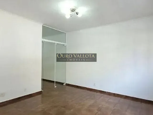 Sobrado com 136m², para alugar, no bairro Vila Bertioga em São Paulo