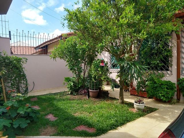 Sobrado com 298m² 5 quartos e 5 banheiros, à venda, no bairro Jardim Ribamar em Peruíbe