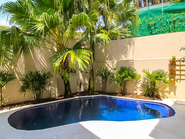 Foto do Sobrado - Sobrado para venda em Jardim Europa com 3 quartos, sendo 3 suítes , 500m² | Lares e Andares Imóveis