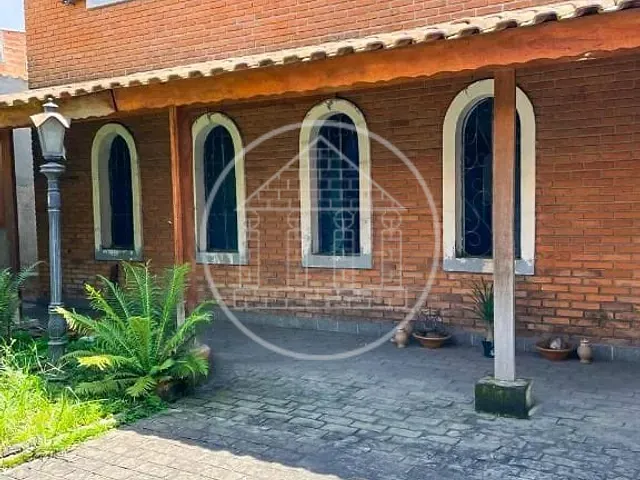 Sobrado com 330m² 4 quartos e 4 banheiros, à venda, no bairro Jardim Iporanga em São Paulo
