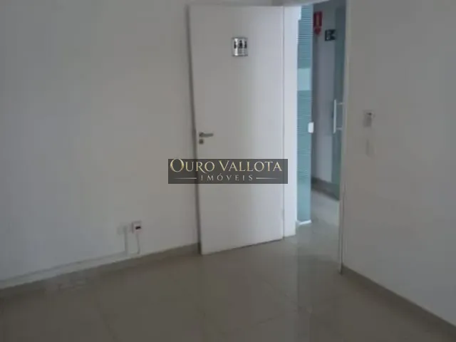 Sobrado com 108m², para alugar, no bairro Mooca em São Paulo