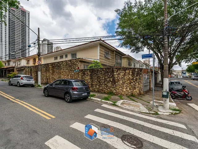 Sobrado com 215m² 3 quartos e 3 banheiros, à venda, no bairro Vila Firmiano Pinto em São Paulo