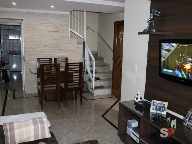 Sobrado 2 quartos e 2 banheiros, à venda, no bairro Vila Aricanduva em São Paulo