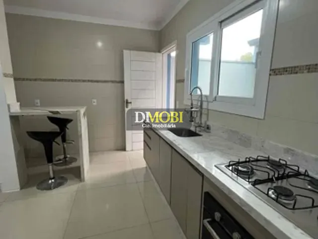 Sobrado com 200m² 2 quartos e 3 banheiros, à venda ou para alugar, no bairro Loteamento Jardim Timbaúva em Gravataí