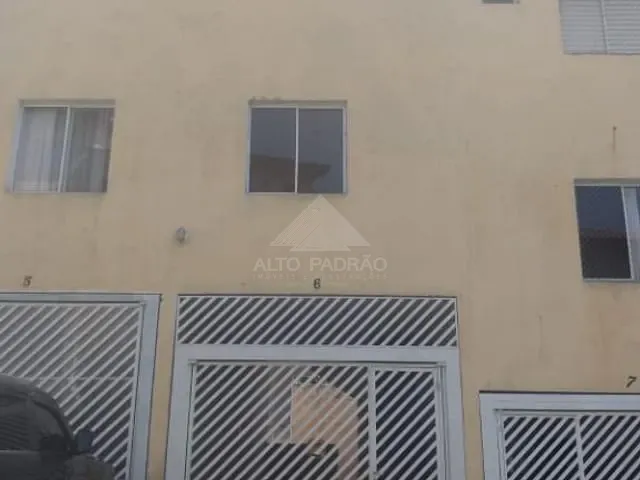 Sobrado com 46m² 2 quartos e 1 banheiro, à venda, no bairro Vila Assis Brasil em Mauá