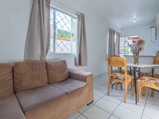 Sobrado com 268m² 7 quartos e 4 banheiros, à venda, no bairro Centro em Balneário Camboriú