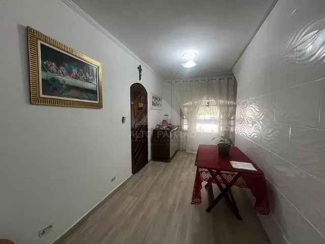 Sobrado com 125m² 3 quartos e 1 banheiro, à venda, no bairro Jardim Guapituba em Mauá
