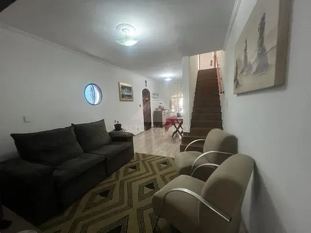Sobrado com 125m² 3 quartos e 1 banheiro, à venda, no bairro Jardim Guapituba em Mauá
