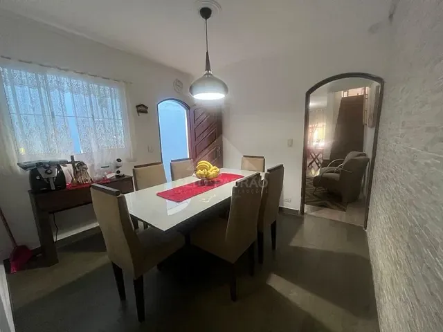 Sobrado com 125m² 3 quartos e 1 banheiro, à venda, no bairro Jardim Guapituba em Mauá