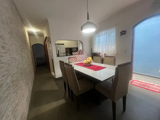 Sobrado com 125m² 3 quartos e 1 banheiro, à venda, no bairro Jardim Guapituba em Mauá