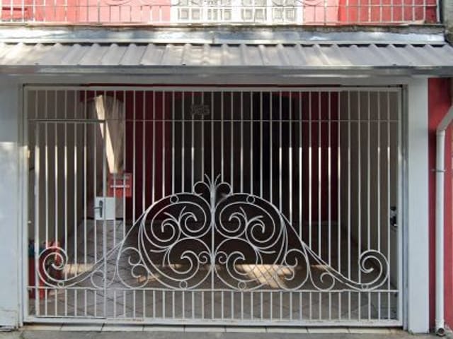 Sobrado com 277m² 4 quartos e 3 banheiros, à venda, no bairro Santa Maria em Osasco