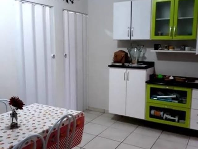 Sobrado com 277m² 4 quartos e 3 banheiros, à venda, no bairro Santa Maria em Osasco