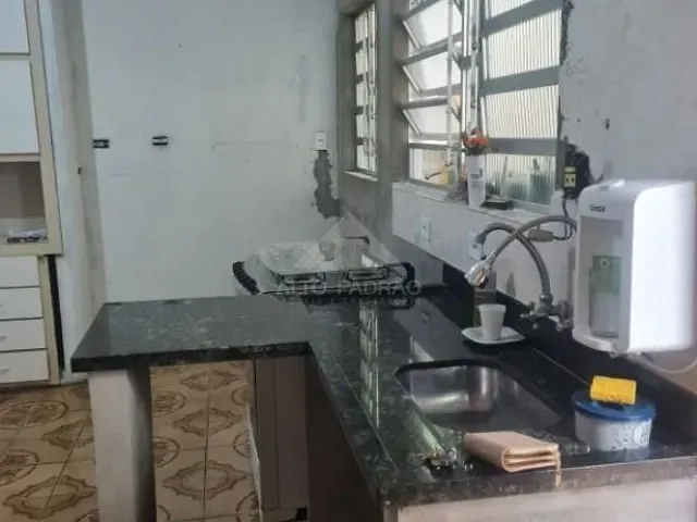 Sobrado com 150m² 3 quartos e 2 banheiros, à venda, no bairro Parque das Américas em Mauá