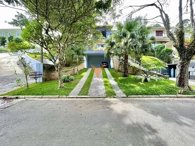 Sobrado com 1000m² 4 quartos e 4 banheiros, à venda, no bairro Residencial Euroville em Carapicuíba