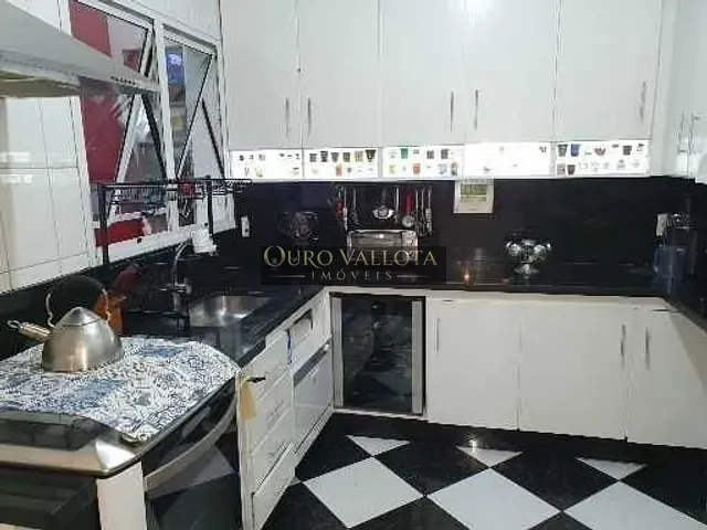 Sobrado 3 quartos e 2 banheiros, à venda, no bairro Vila Bertioga em São Paulo